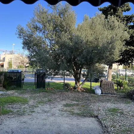 Lejlighed Renove T4 - 6 Personnes Avec Parking Et Jardin Le Grau-du-Roi